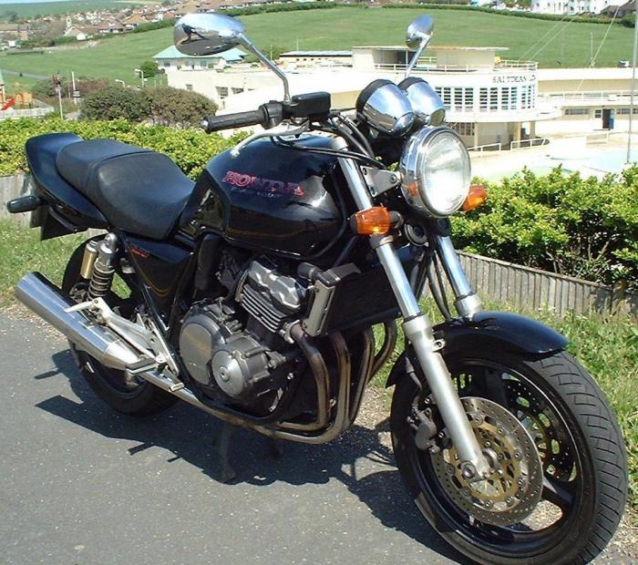 Honda CB 400: tekniset tiedot, arvostelut, hinta