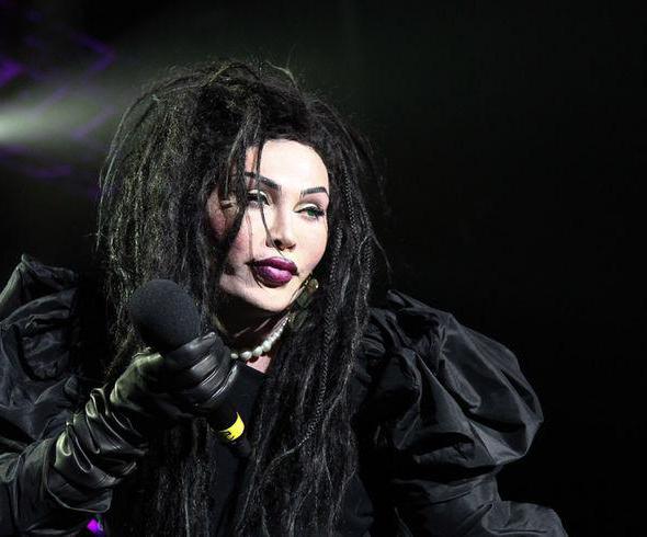 Pete Burns: Solistisen tarinan kuollut tai elossa