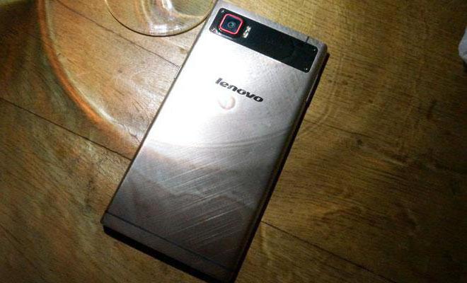 Lenovo Vibe Z2 älypuhelin: kuvaus, ominaisuudet ja arvostelut